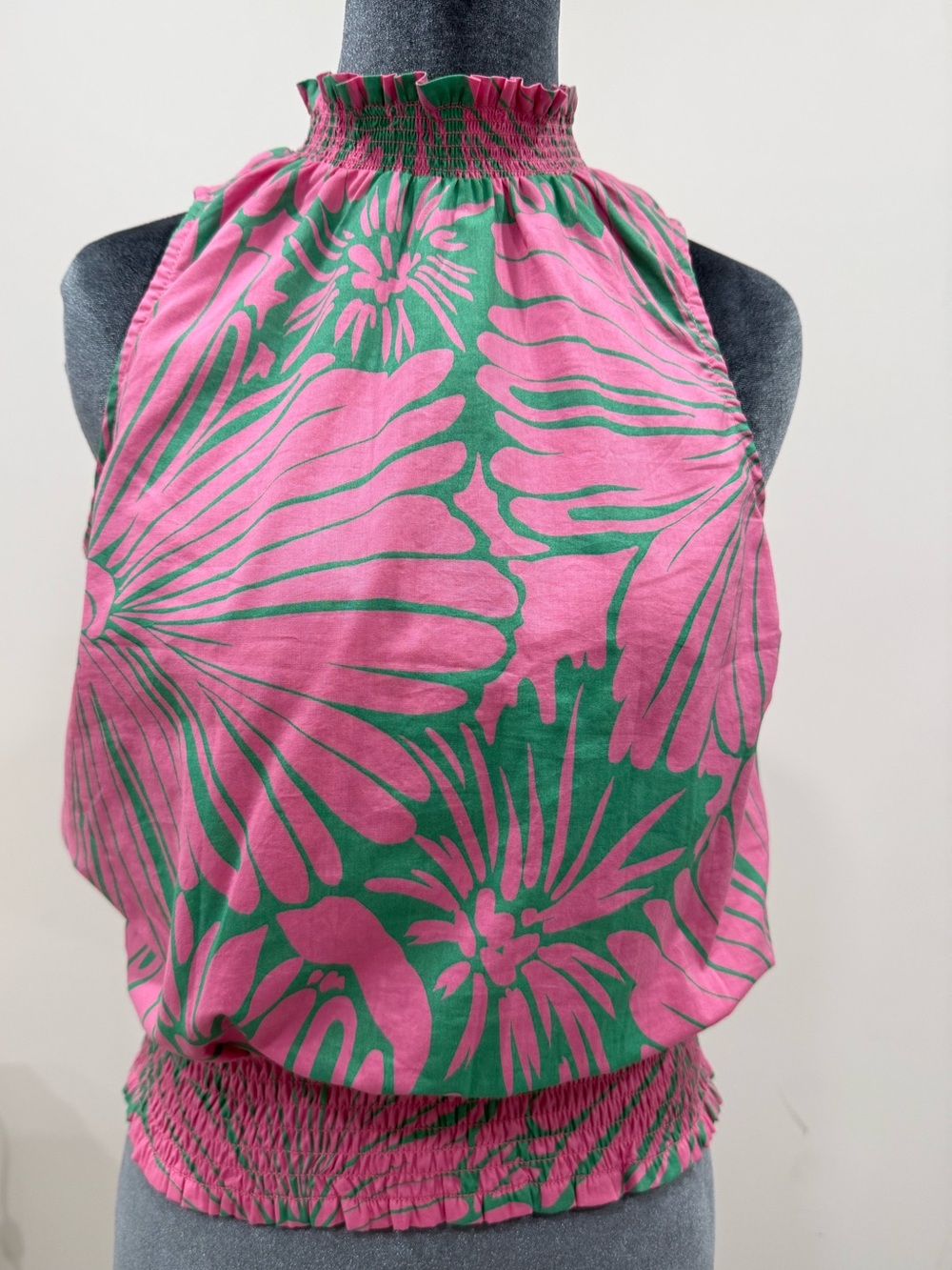 NWOT!!! Southern Tide FAWN PETAL PARADISE HIGH NECK TOP